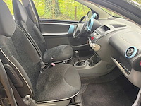 2010 peugeot 107 airconditioning 1.0-12v urban move personenauto - afbeelding 11 van  12