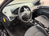 2010 peugeot 206 + 1.4 xs personenauto - afbeelding 31 van  93