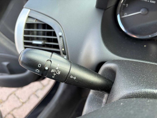 2010 peugeot 206 + 1.4 xs personenauto - afbeelding 33 van  93