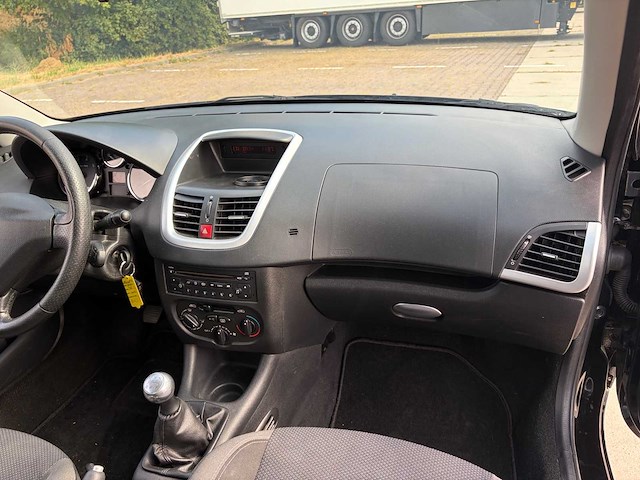 2010 peugeot 206 + 1.4 xs personenauto - afbeelding 50 van  93