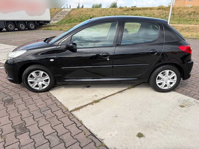 2010 peugeot 206 + 1.4 xs personenauto - afbeelding 12 van  88