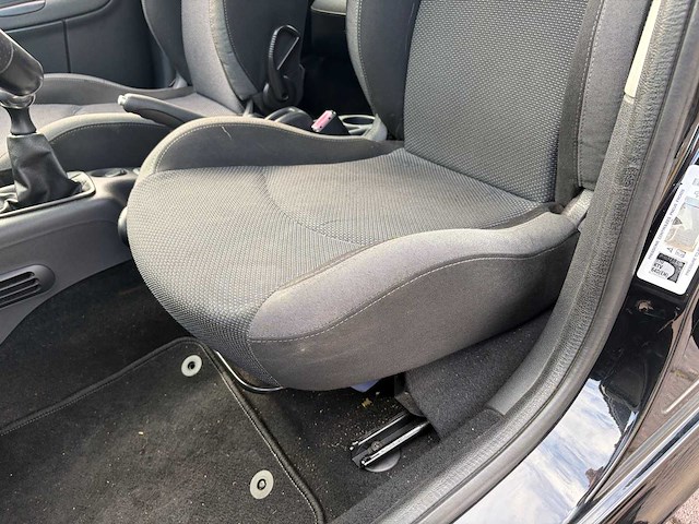 2010 peugeot 206 + 1.4 xs personenauto - afbeelding 25 van  88