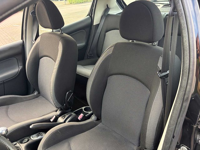 2010 peugeot 206 + 1.4 xs personenauto - afbeelding 26 van  88