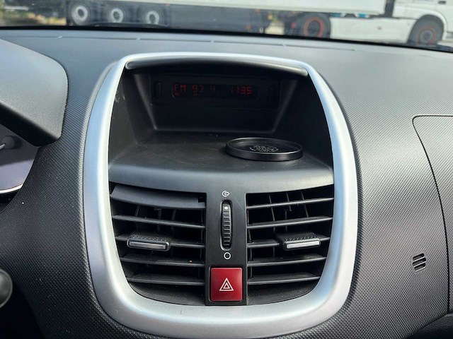 2010 peugeot 206 + 1.4 xs personenauto - afbeelding 37 van  88