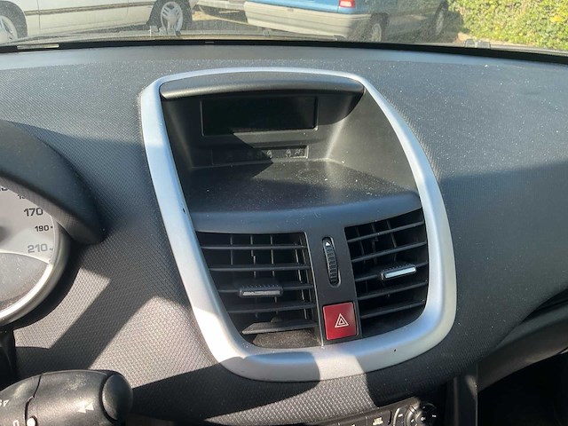 2010 peugeot 207 1.4 vti x-line personenauto - afbeelding 10 van  22