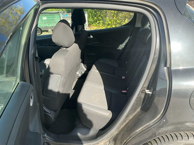 2010 peugeot 207 1.4 vti x-line personenauto - afbeelding 14 van  22