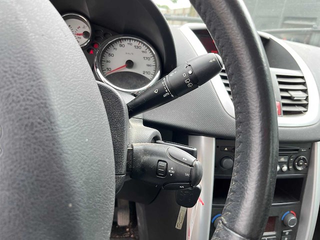 2010 peugeot 207 1.6 vti xs personenauto 06-lpj-2 - afbeelding 11 van  28