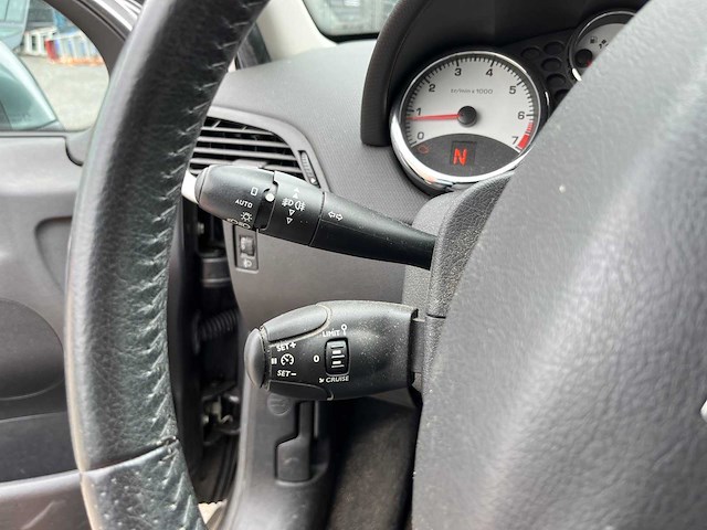 2010 peugeot 207 1.6 vti xs personenauto 06-lpj-2 - afbeelding 10 van  28