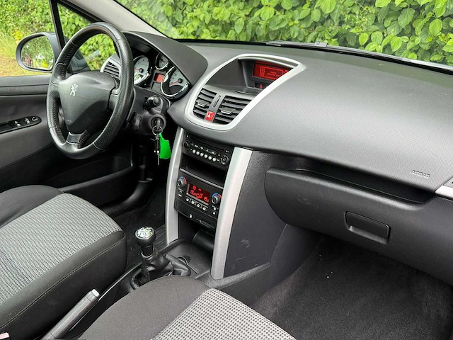 2010 peugeot 207 sw 1.6 vti xs personenauto - afbeelding 14 van  18