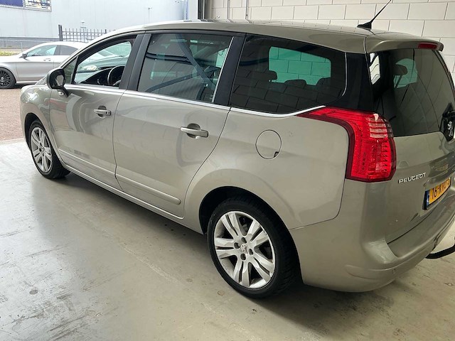 2010 peugeot 5008 1.6 vti st prem. 7p. personenauto - afbeelding 12 van  29
