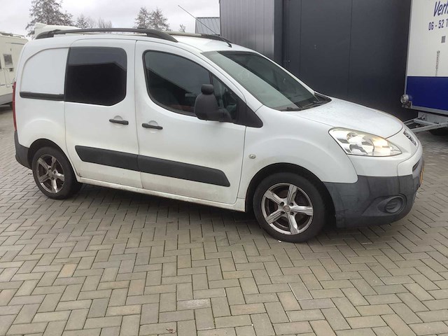 2010 peugeot partner 120 1.6 hdi l1 xt bedrijfswagen - afbeelding 4 van  6