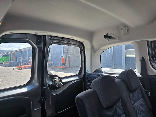 2010 peugeot partner tepee personenauto - afbeelding 11 van  43