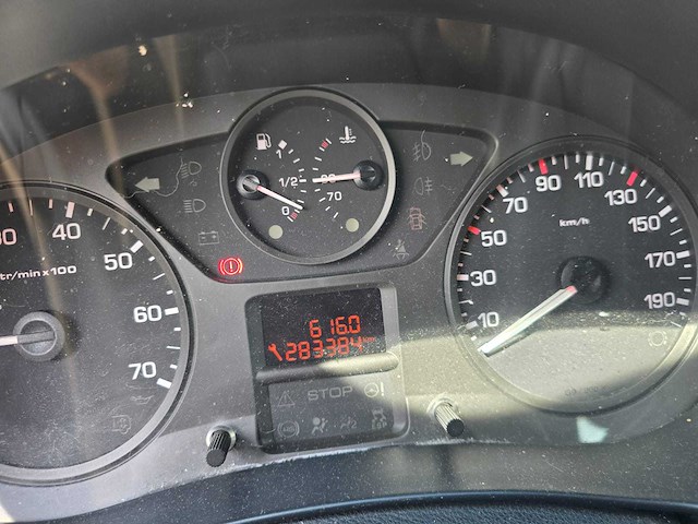 2010 peugeot partner tepee personenauto - afbeelding 13 van  43