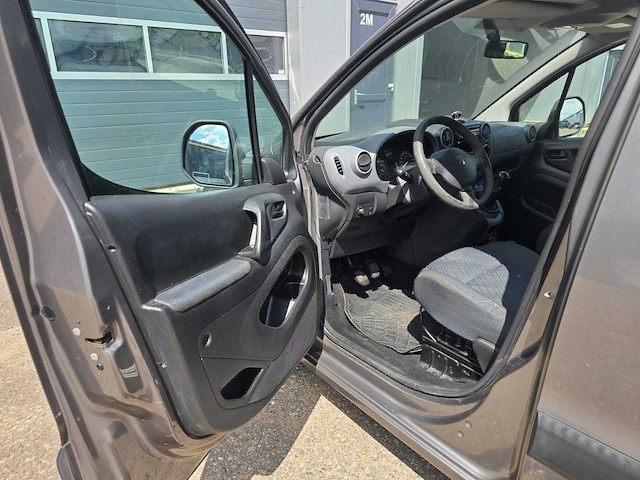 2010 peugeot partner tepee personenauto - afbeelding 17 van  43