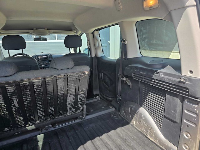 2010 peugeot partner tepee personenauto - afbeelding 18 van  43