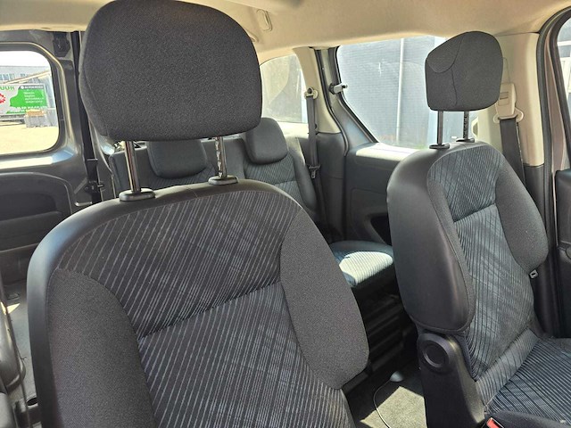 2010 peugeot partner tepee personenauto - afbeelding 27 van  43