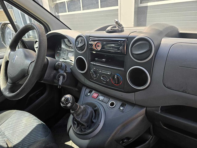 2010 peugeot partner tepee personenauto - afbeelding 28 van  43