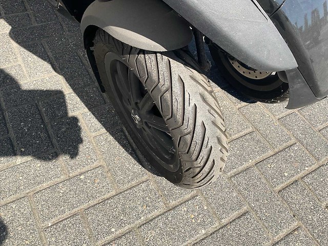 2010 piaggio scooter driewielig 300 lt mp3 - afbeelding 2 van  19