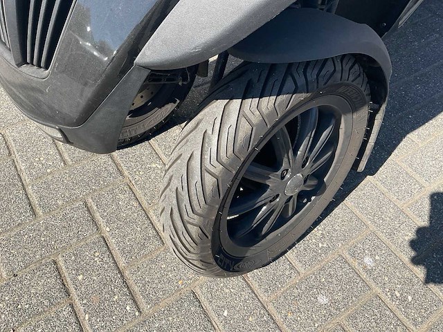 2010 piaggio scooter driewielig 300 lt mp3 - afbeelding 3 van  19