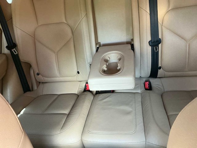 2010 porsche cayenne awd 4dr s personenauto - afbeelding 15 van  39