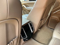 2010 porsche cayenne awd 4dr s personenauto - afbeelding 19 van  39
