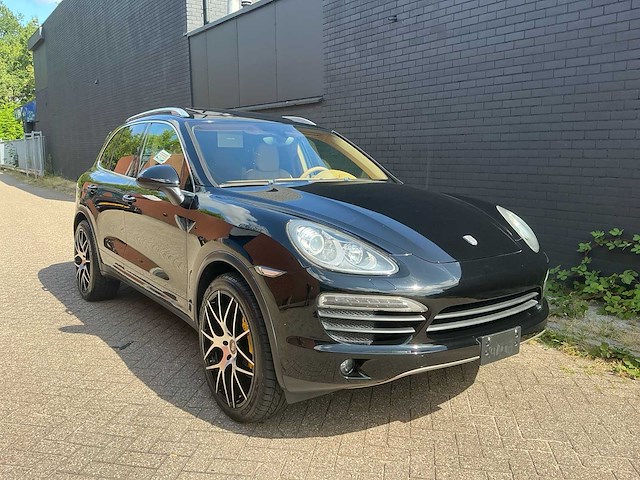 2010 porsche cayenne awd 4dr s personenauto - afbeelding 22 van  39