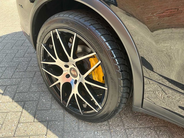 2010 porsche cayenne awd 4dr s personenauto - afbeelding 26 van  39