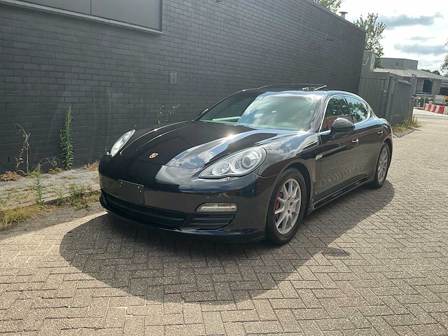 2010 porsche panamera 4dr hb s personenauto - afbeelding 1 van  38