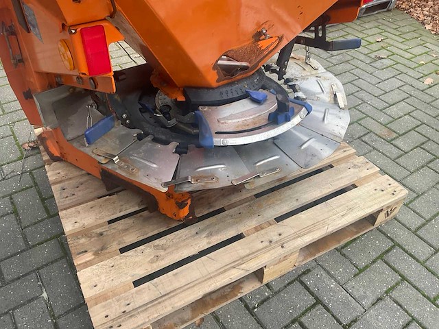 2010 rauch axeo. 18.1 zoutstrooier - afbeelding 4 van  6