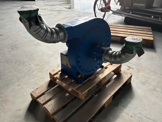 2010 reitz mxe 031-001430-00 beademingsapparaat - afbeelding 4 van  5