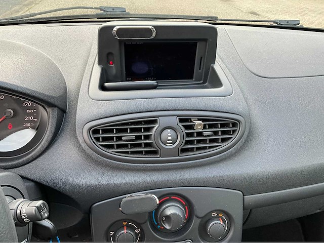 2010 renault clio 1.2 special line personenauto 31-kht-7 - afbeelding 13 van  28