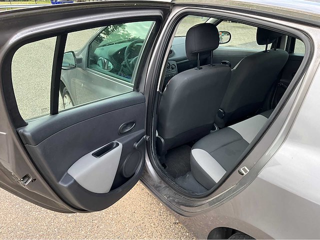 2010 renault clio 1.2 special line personenauto 31-kht-7 - afbeelding 20 van  28