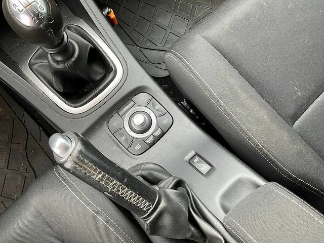 2010 renault mégane estate 1.4 tce dynamique personenauto 60-ljd-2 - afbeelding 21 van  41