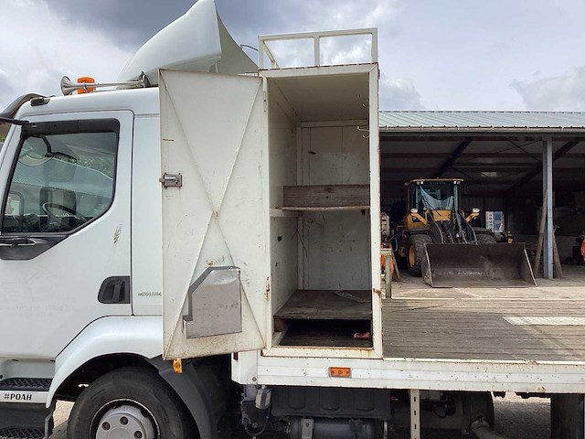 2010 renault midlum 220.12 medium light vrachtwagen - afbeelding 3 van  31