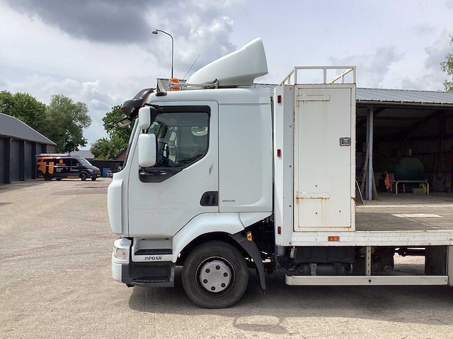 2010 renault midlum 220.12 medium light vrachtwagen - afbeelding 4 van  31