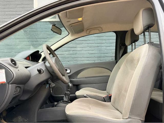 2010 renault twingo 1.2-16v airco authentique personenauto - afbeelding 11 van  13