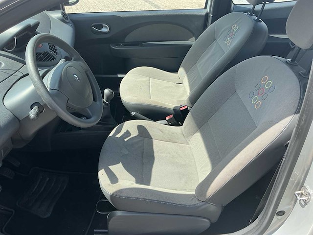 2010 renault twingo 1.2-16v authentique personenauto - afbeelding 4 van  24