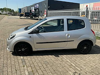 2010 renault twingo 1.2-16v authentique personenauto - afbeelding 8 van  24