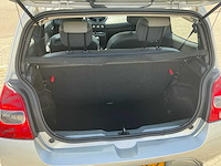 2010 renault twingo 1.2-16v authentique personenauto - afbeelding 2 van  24