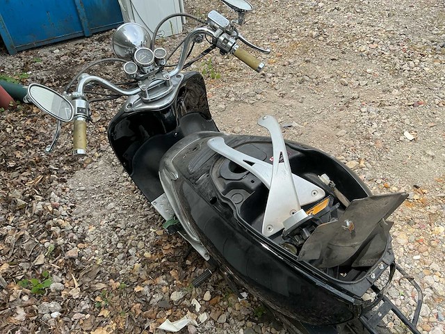 2010 santini bromscooter firenze scooter - afbeelding 16 van  17