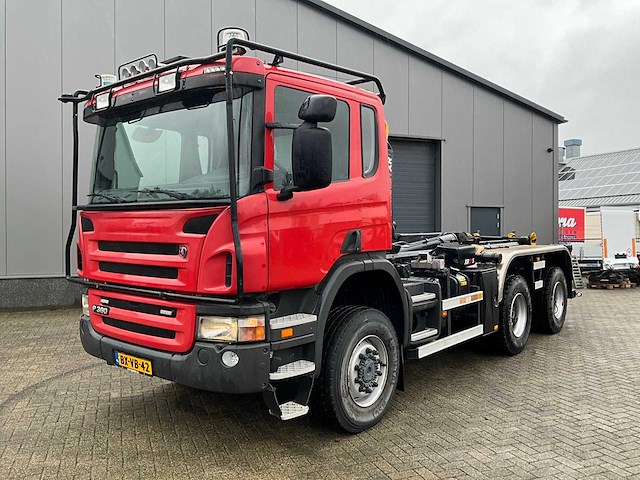 2010 scania p 360 b 6x6 hhz vrachtwagen - afbeelding 1 van  27