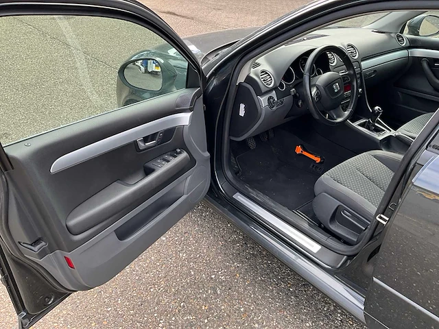 2010 seat exeo 2.0 tdi style personenauto 58-kzt-2 - afbeelding 8 van  37