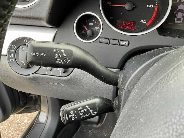 2010 seat exeo 2.0 tdi style personenauto 58-kzt-2 - afbeelding 16 van  37