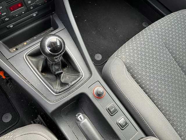 2010 seat exeo 2.0 tdi style personenauto 58-kzt-2 - afbeelding 18 van  37