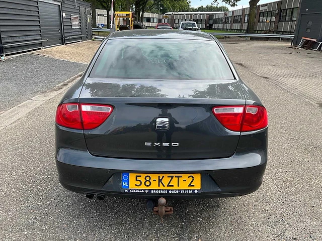 2010 seat exeo 2.0 tdi style personenauto 58-kzt-2 - afbeelding 32 van  37