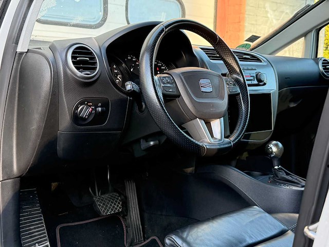 2010 seat leon fr automaat personenauto - afbeelding 12 van  15