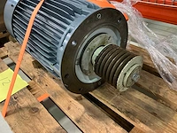2010 sew 22kw elektromotor voor diosna kneder - afbeelding 2 van  3