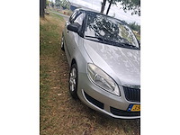 2010 skoda fabia 1.2-12v go personenauto - afbeelding 3 van  4
