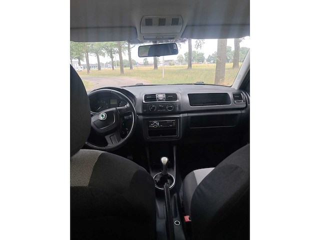 2010 skoda fabia 1.2-12v go personenauto - afbeelding 4 van  4
