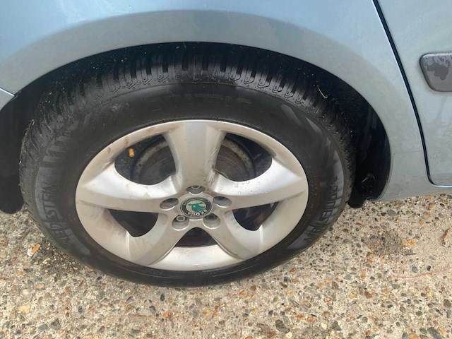 2010 skoda fabia combi 1.2 tdi greenline personenauto - afbeelding 1 van  3